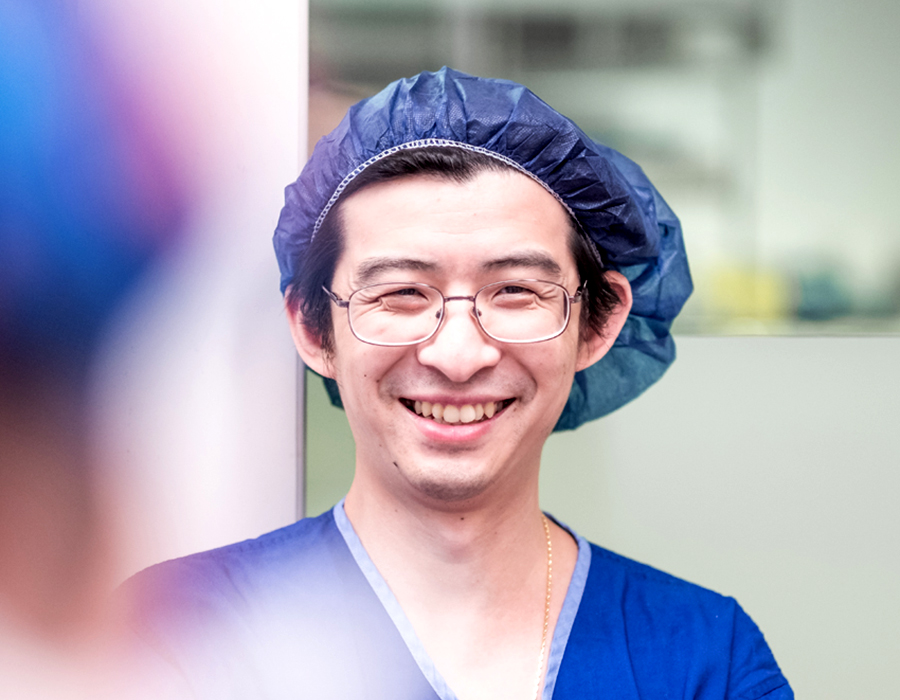 Dr Michael Hong | Endocrine Surgeon
